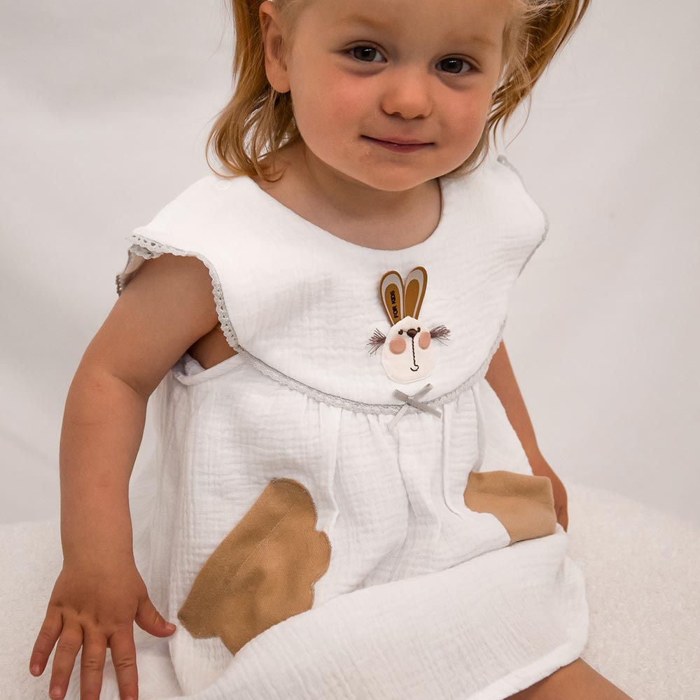 Kleid für Kleinkinder aus Musselin – süß, praktisch perfekt für Kindergeburtstage oder Taufoutfit für Mädchen 