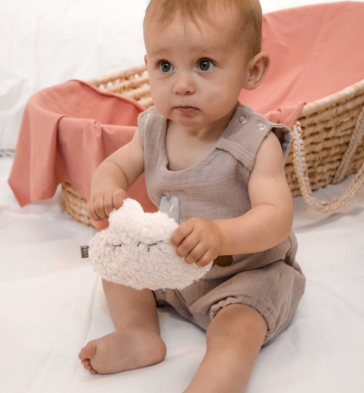 Sommerkleidung für Babys – Musselin mit Funktion, perfekt als Geburtstagsgeschenk