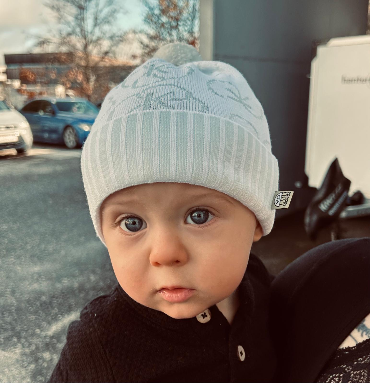 MagicSun Baby Mütze mit UV Farbwechsel