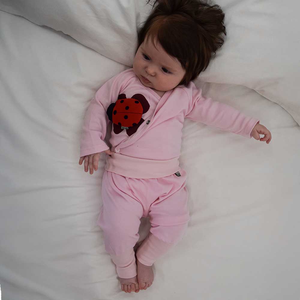 Baby Outfit 2-teilig – Wickelbody mit Sensorfunktion & Hose mit Komfortbund