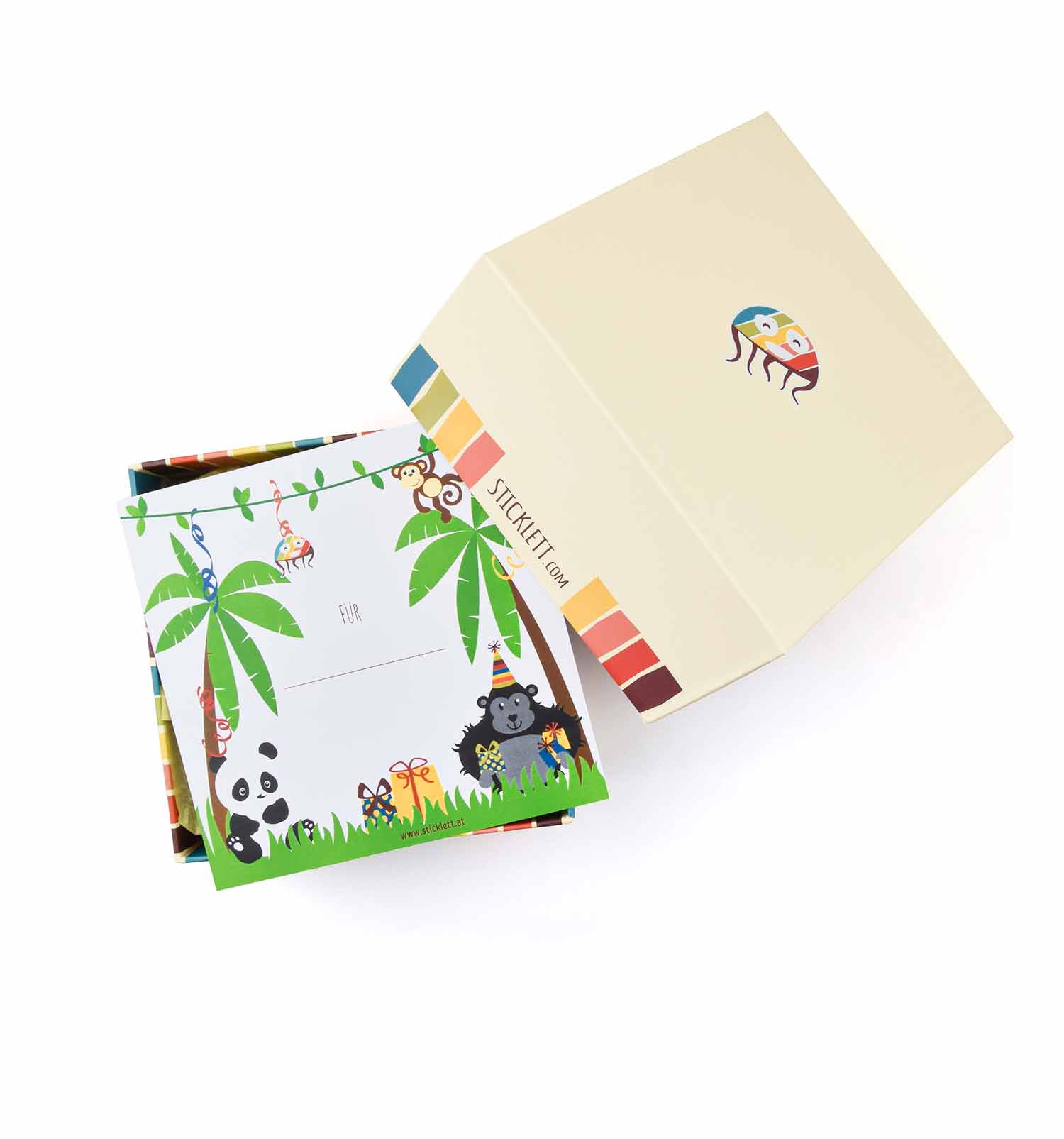 Geschenkbox aus hochwertiger Feinkartonage mit personalisierbarer Grußkarte | sticklett Online Store.